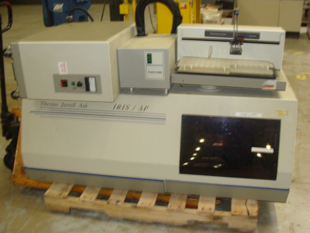 Used Thermo Jarrel Ash IRIS/AP Plasma Spectrometer Laboratory & Test Equipment - View 3