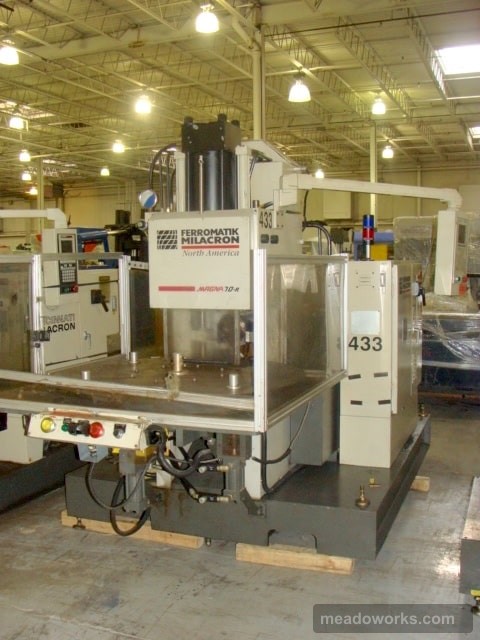 Used 2003 Cincinnati Milacron HC 70 Injection Molding Machines: Vertical