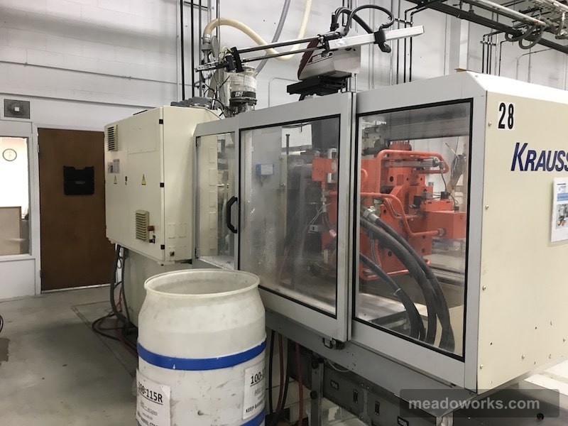 Used 1998 Krauss Maffei KM 80-220 C2 Injection Molding Machines: Horizontal