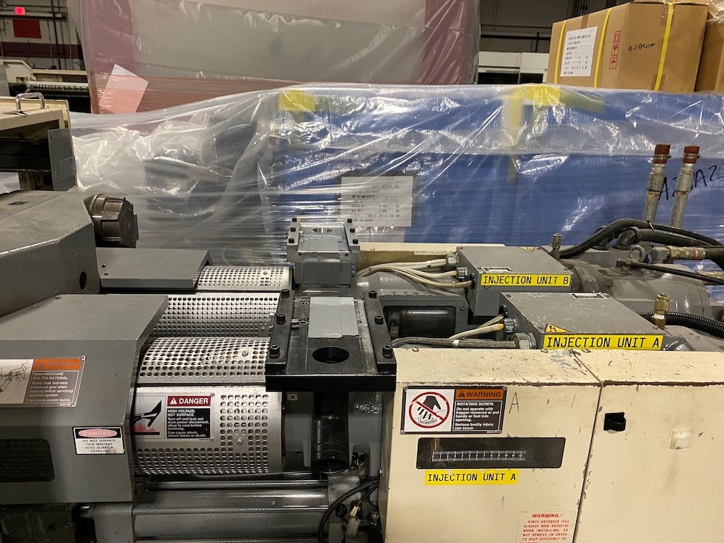 Used 2006 Nissei DC120 Injection Molding Machines: Horizontal - View 3