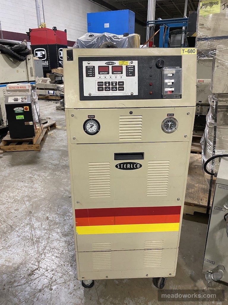 Used Sterlco M2B9412-FX water temperature controller - Main View