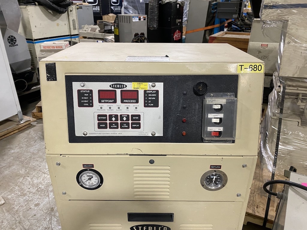 Used Sterlco M2B9412-FX Water Temperature Controllers - View 2