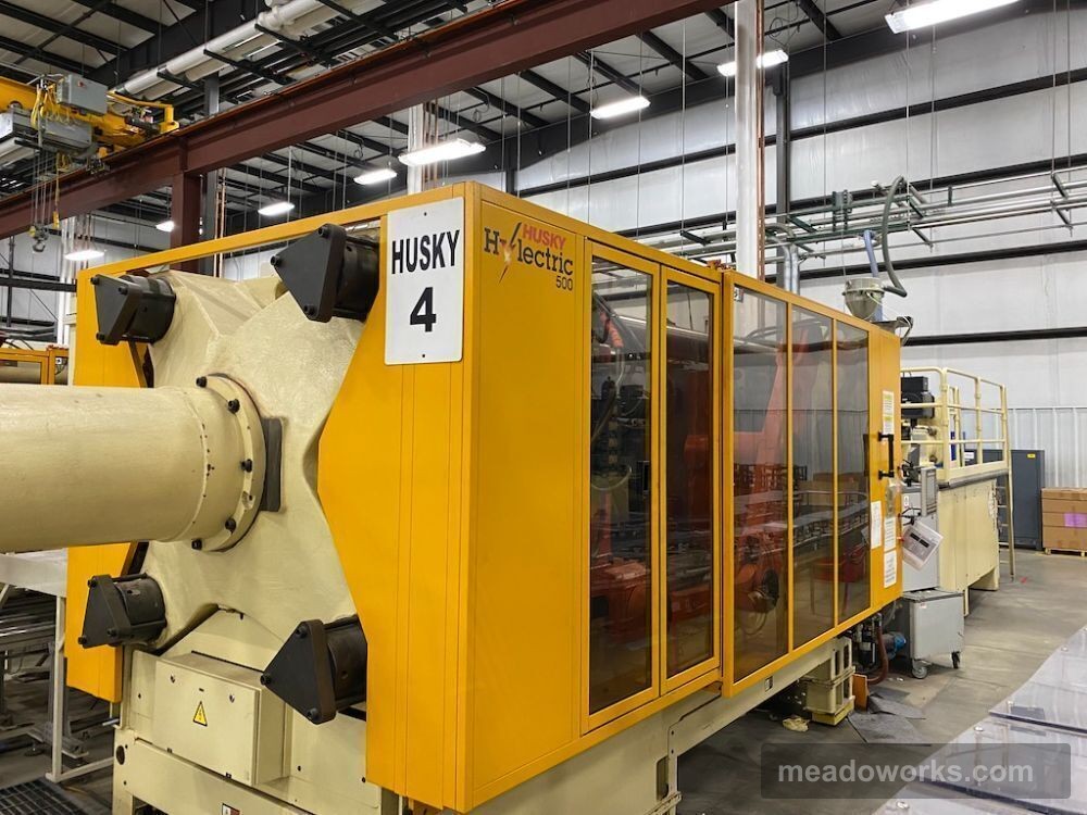 Used 2008 Husky HL500 horizontal injection molding machine - Main View