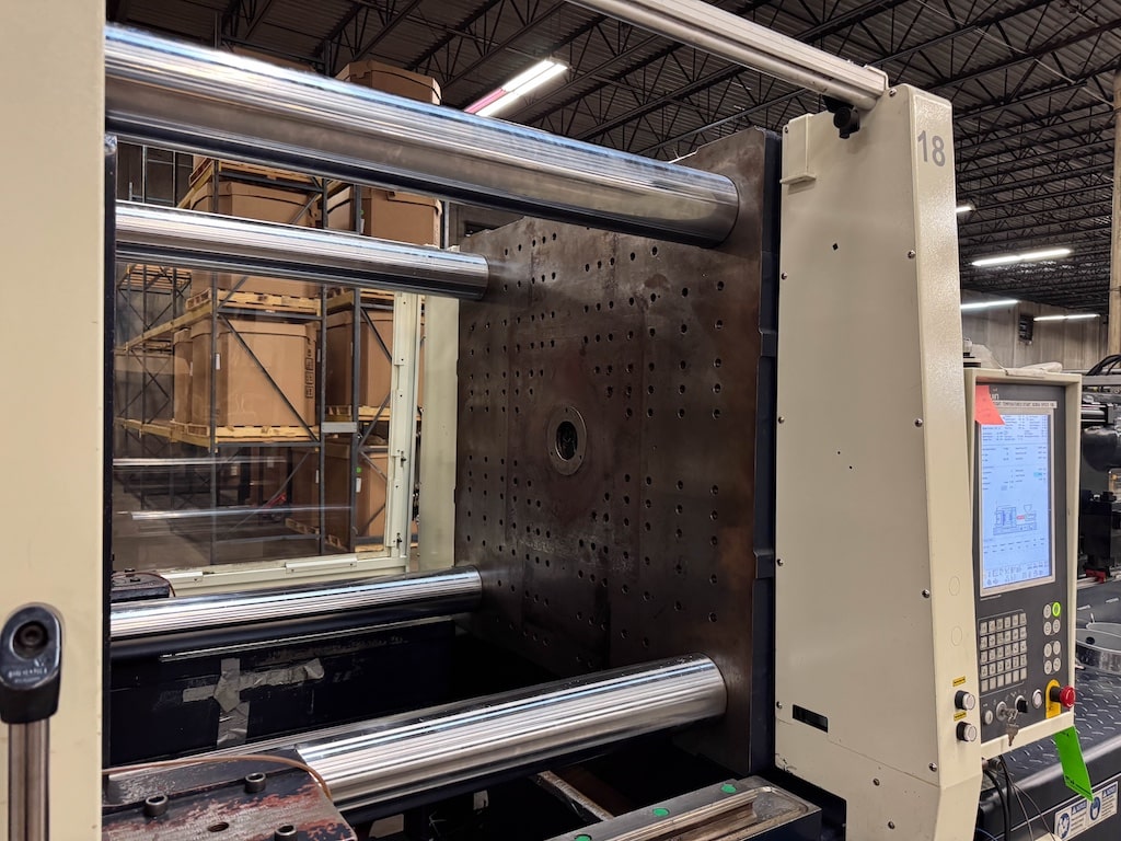 Used 2017 Woojin TH500S Injection Molding Machines: Horizontal - View 10