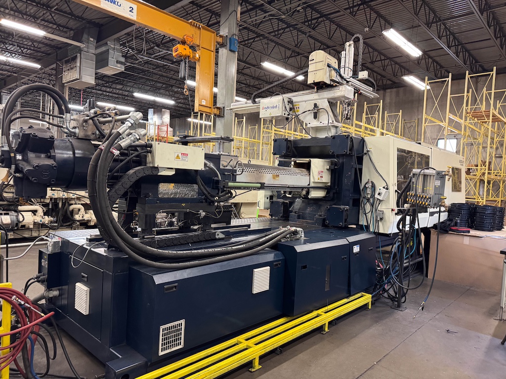 Used 2019 Woojin TH500S Injection Molding Machines: Horizontal - View 5