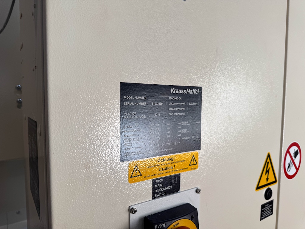 Used 2015 Krauss Maffei KM 420-2000 CX Injection Molding Machines: Horizontal - View 20