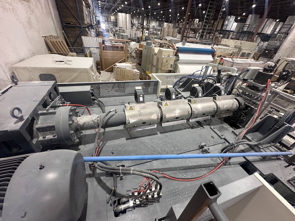 Used 2020 Tongda HSII-12L/3 Blow Molding: Continuous Extrusion - View 4