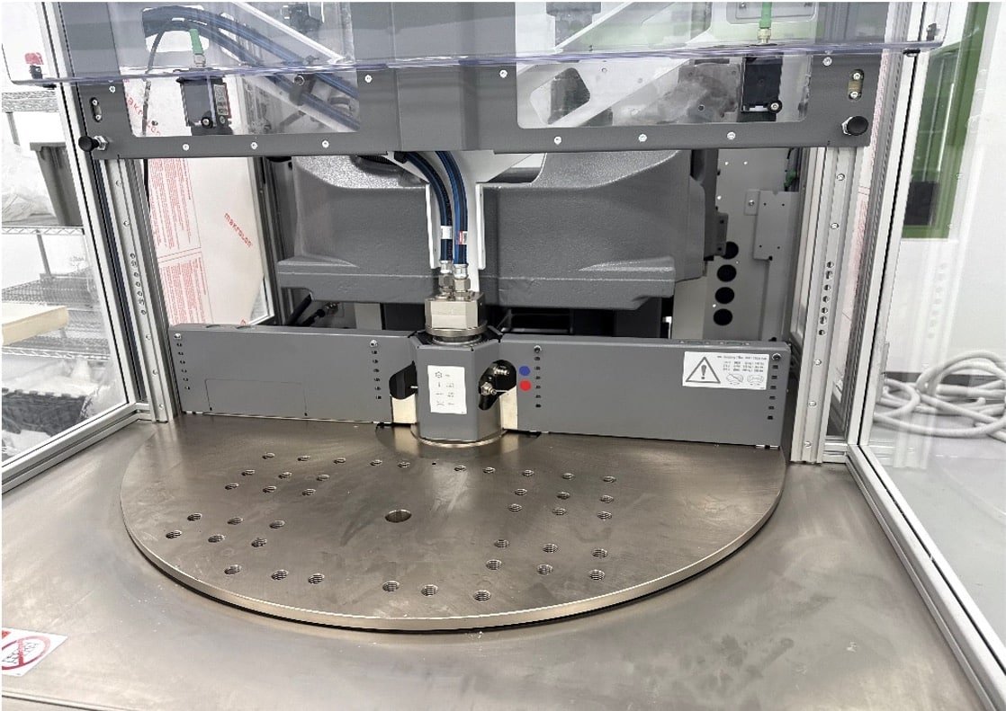 Used 2022 Arburg 375 V 500-170 Injection Molding Machines: Vertical - View 4