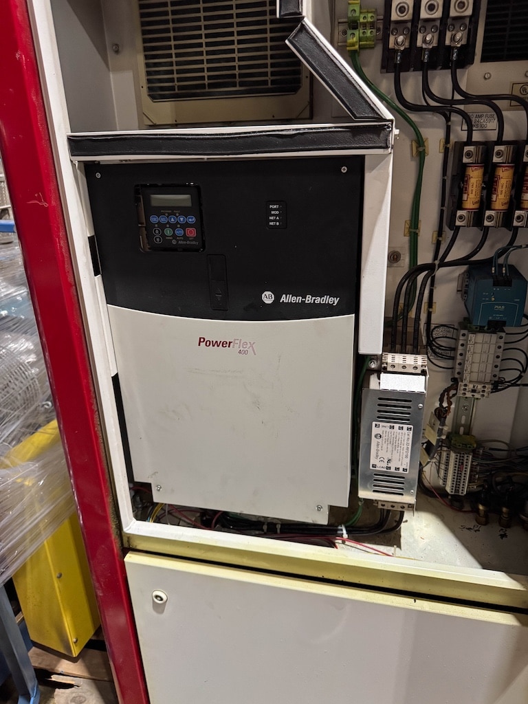 Used Gardner Denver VS25-40 Air Compressors - View 2