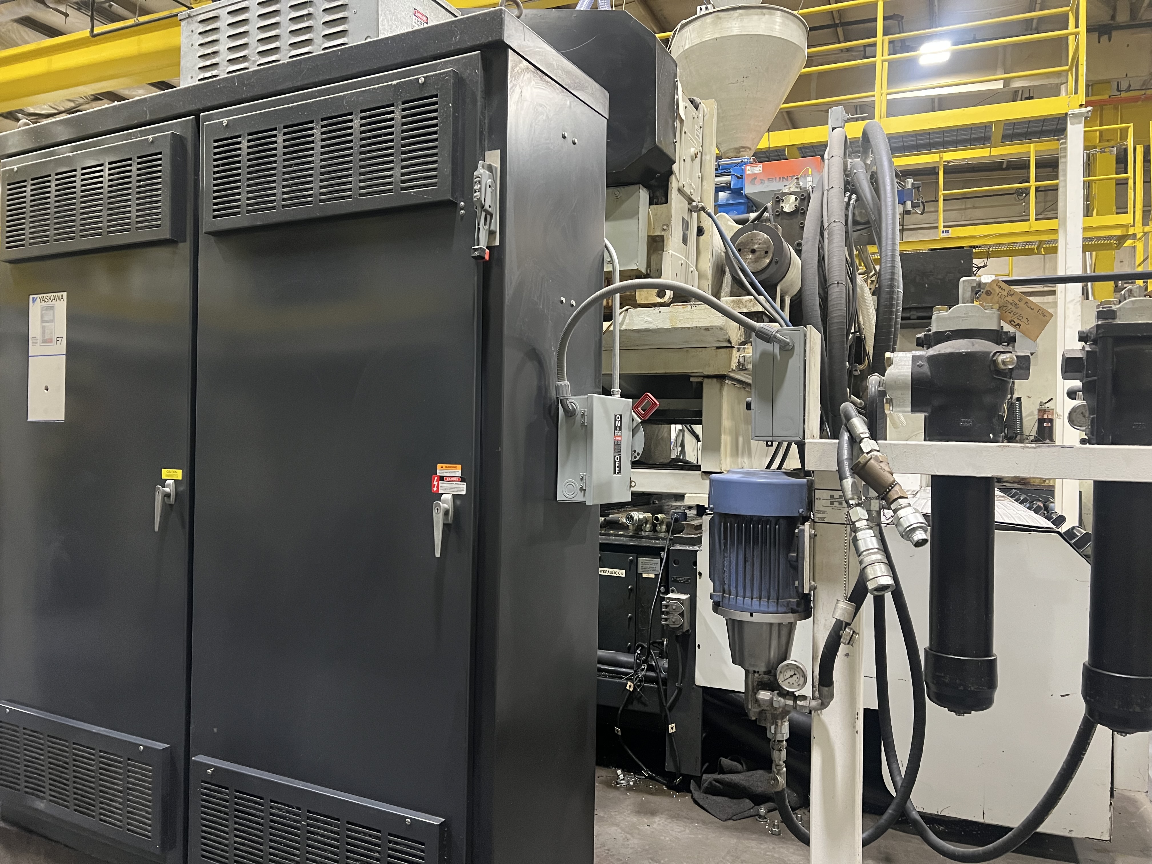 Used 2007 Milacron MG 2300 Injection Molding Machines: Horizontal - View 6