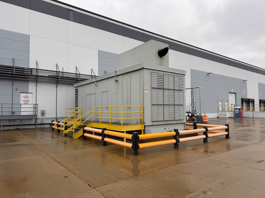 Used 2005 Caterpillar SR4B Transformers - View 2