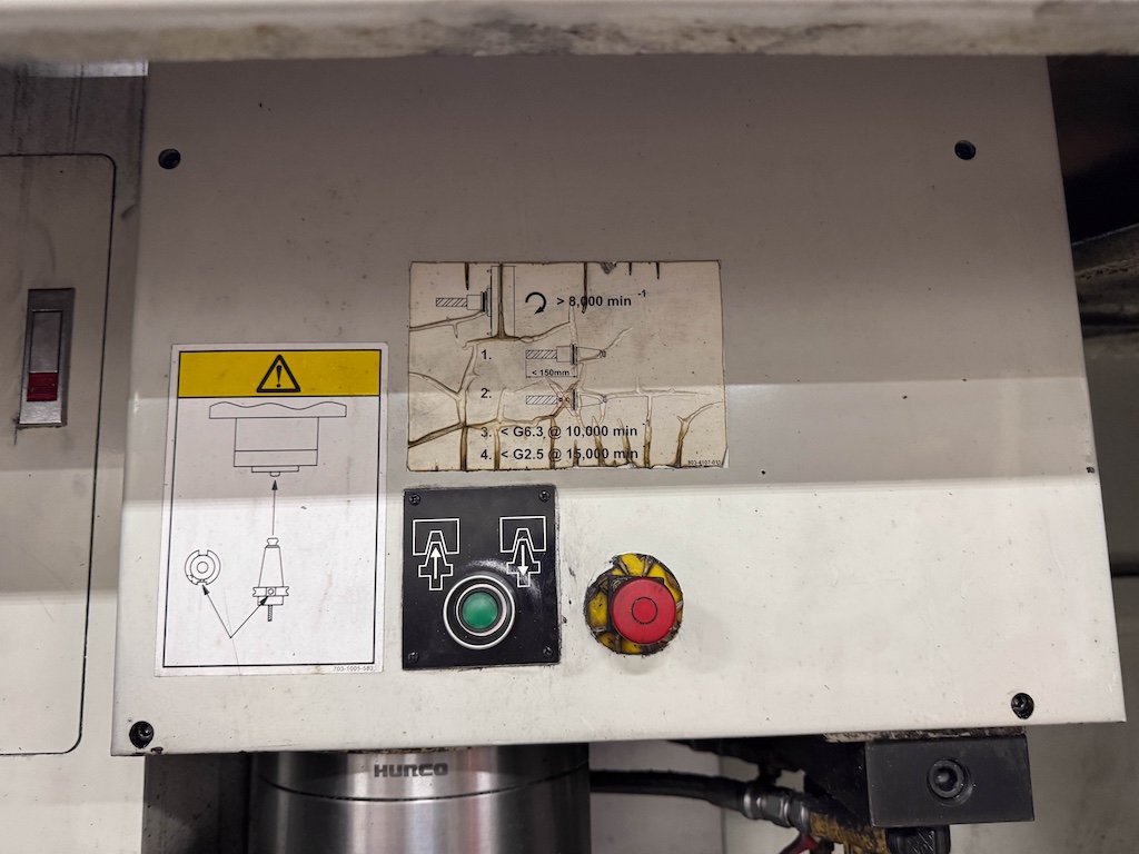 Used 2007 Hurco VMX42 Machining Centers, Vertical - View 4