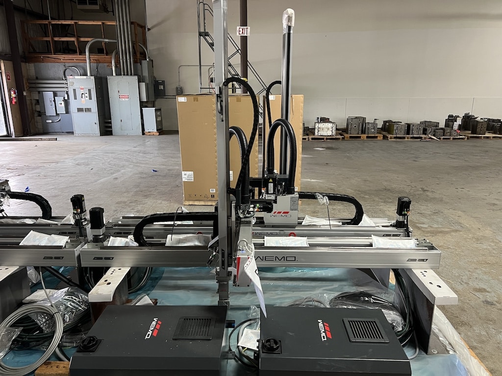Used 2018 Wemo 3-5 Linear Picker Robots