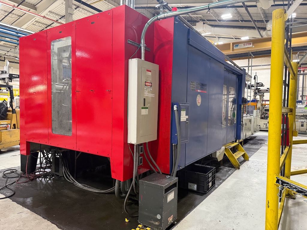 Used 1998 Milacron ML1760 horizontal injection molding machine - Main View
