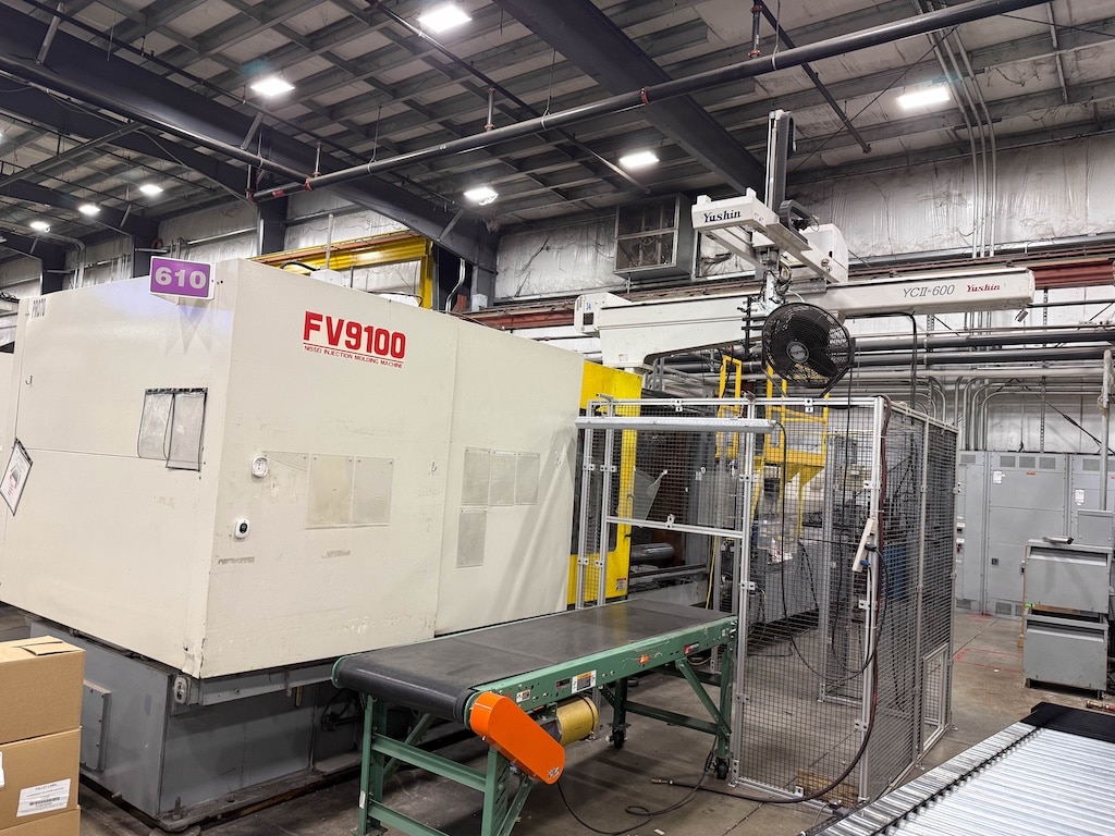 Used 2003 Nissei FV9100 horizontal injection molding machine - Main View