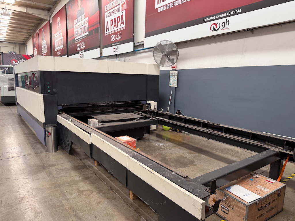 Used 2021 Yangli GL4020F-20 Laser Cutters - View 3