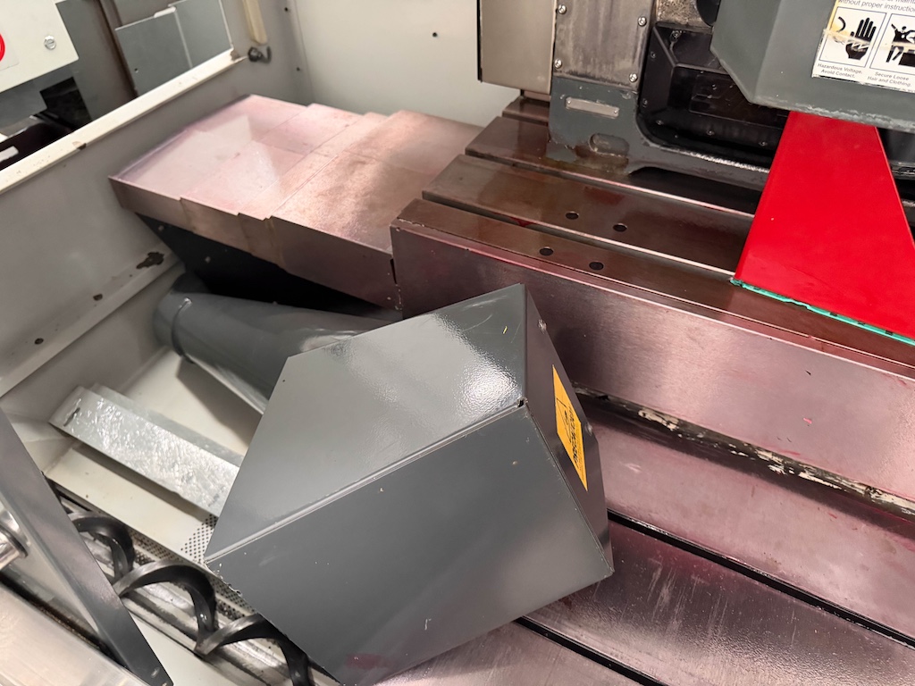 Used 2011 Haas VF-2TR Machining Centers, Vertical - View 20