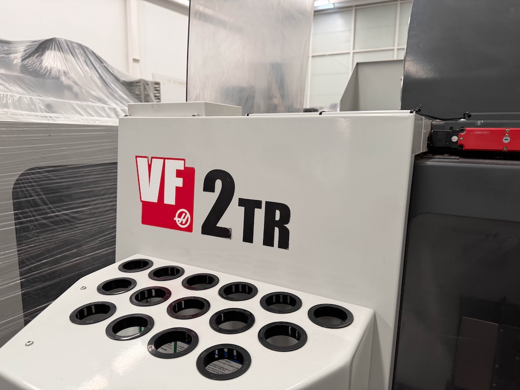 Used 2011 Haas VF-2TR Machining Centers, Vertical - View 4