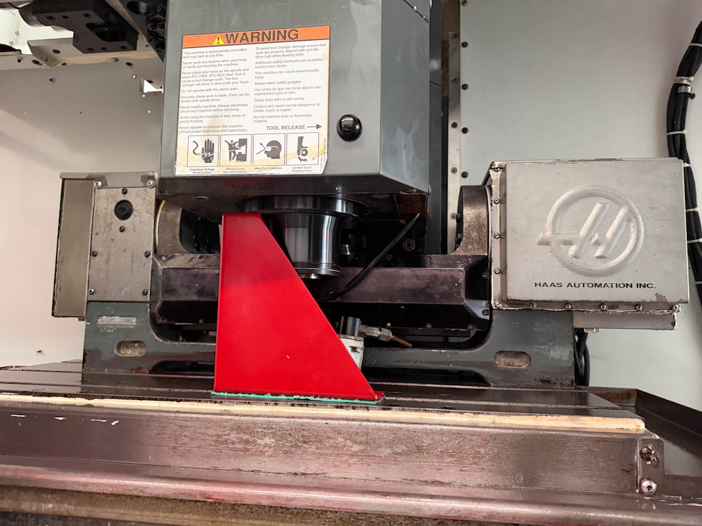 Used 2010 Haas VF-2DTR Machining Centers, Vertical - View 3