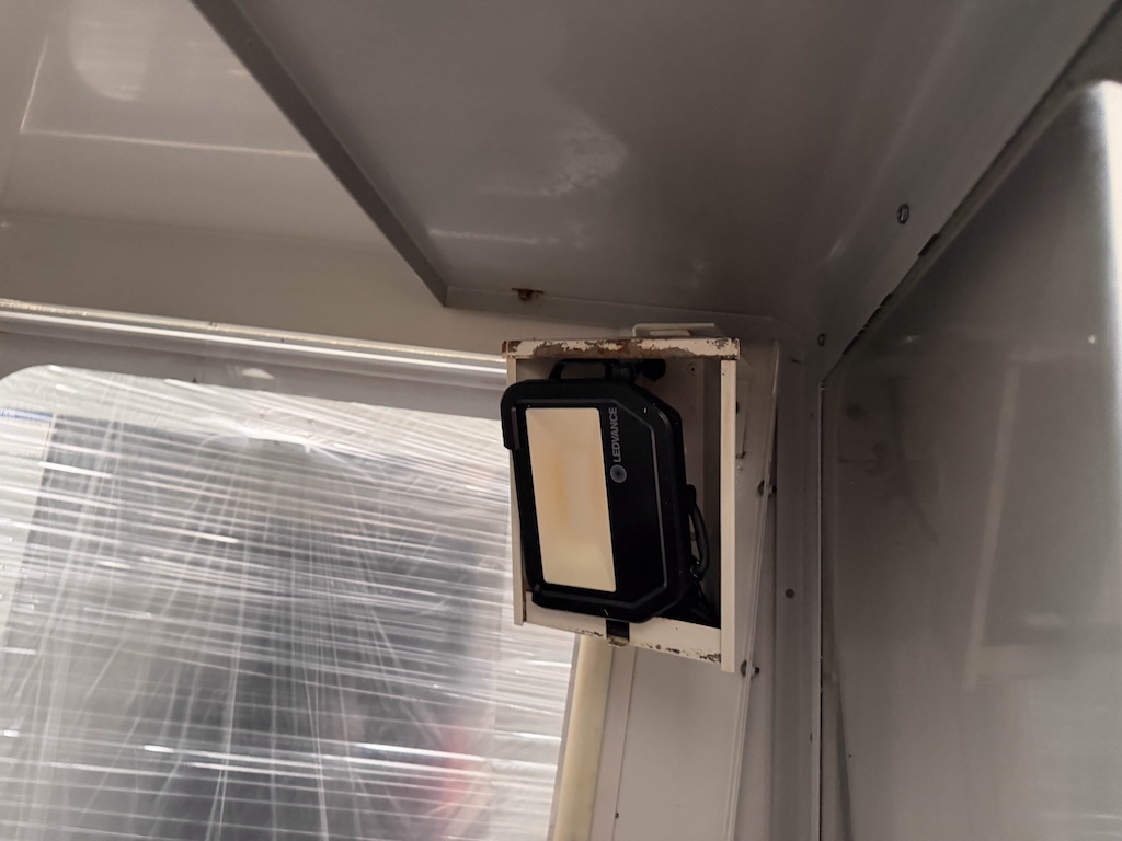 Used 2011 Haas VF-2DTR Machining Centers, Vertical - View 2