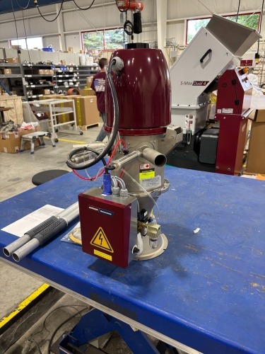 Wittmann Material Loader