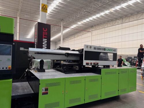 Used 2021 Yizumi UN650A5 Injection Molding Machines: Horizontal - View 4