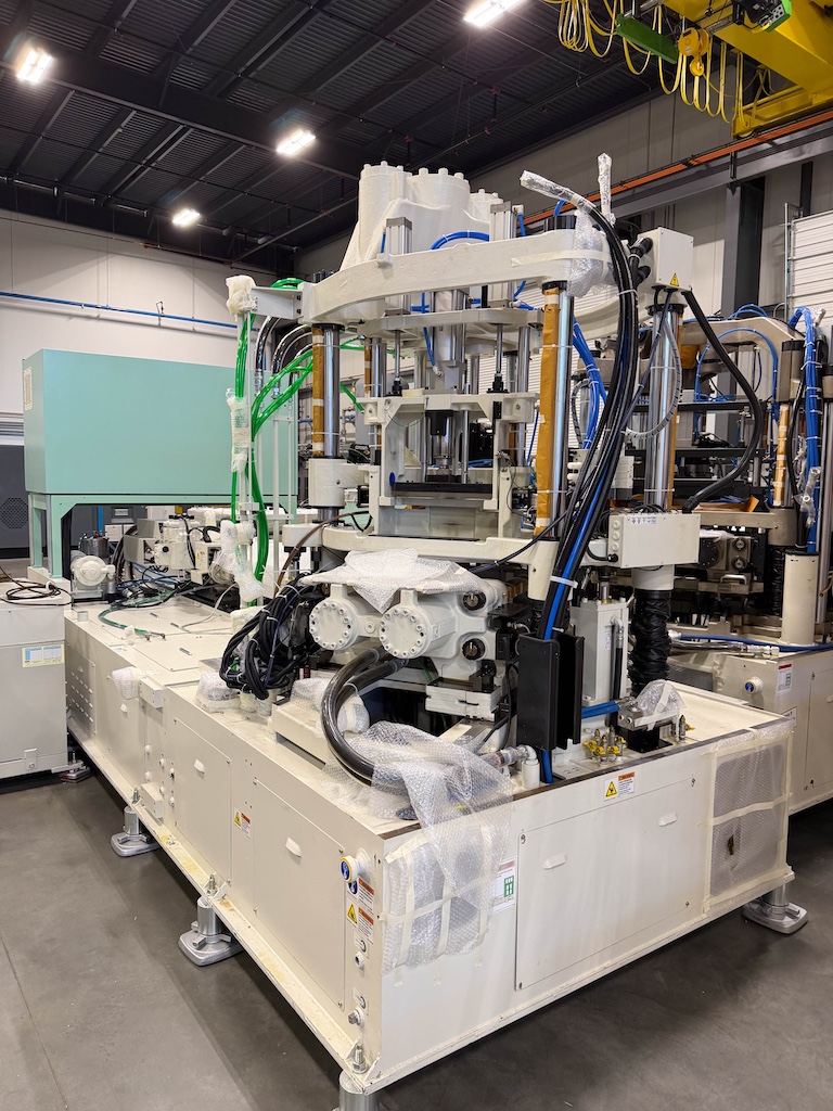 Used 2020 Aoki Blow Molding Machine Blow Molding: Injection Blow - View 6