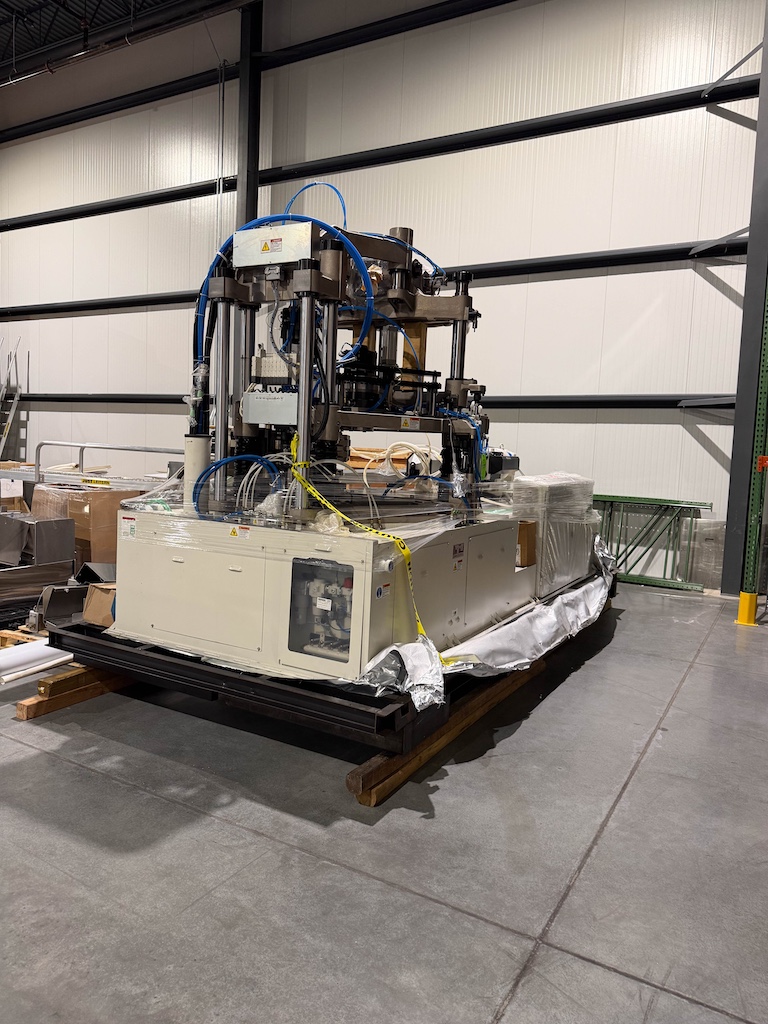 Used 2020 Aoki Blow Molding Machine Blow Molding: Injection Blow