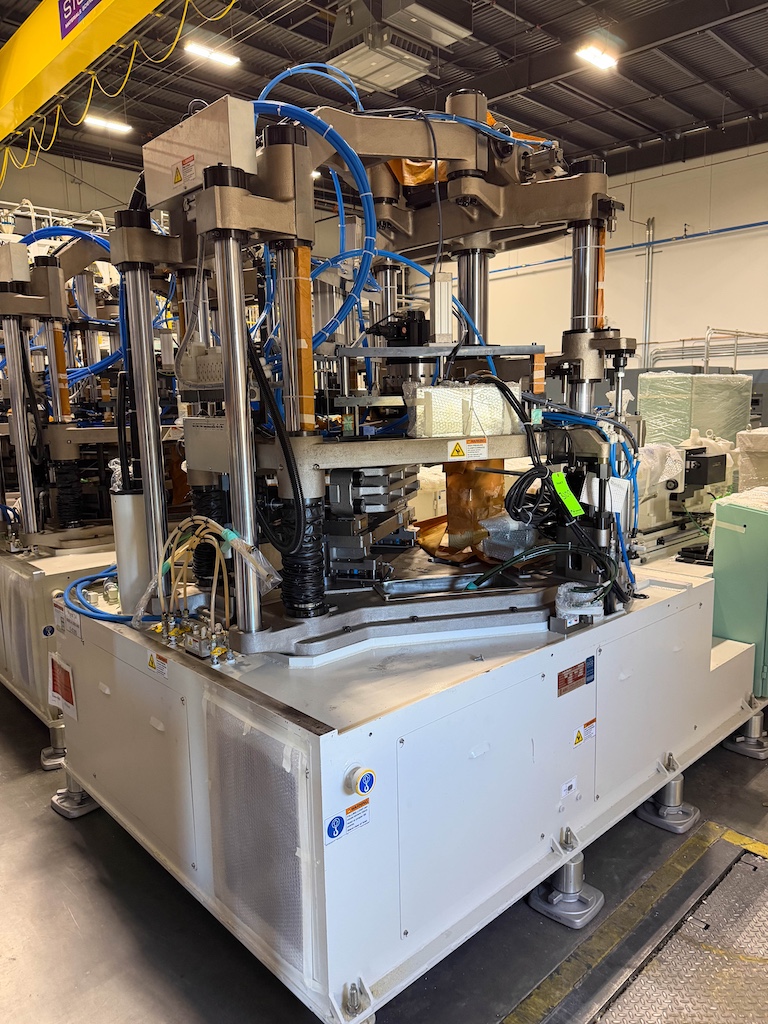 Used 2020 Aoki Blow Molding Machine Blow Molding: Injection Blow - View 17