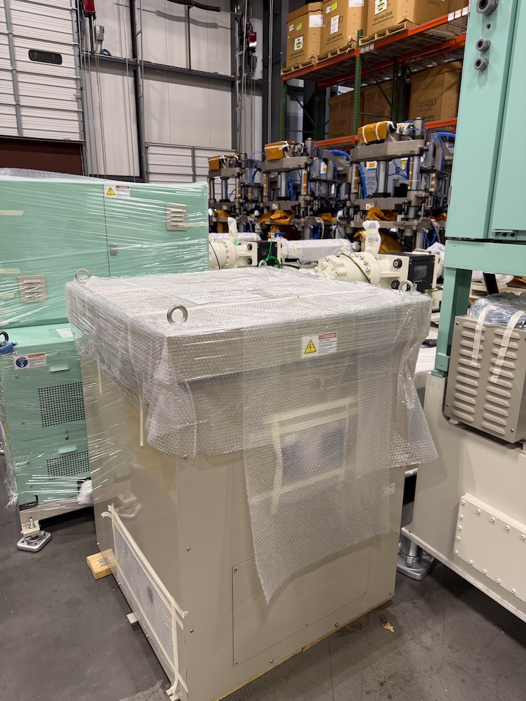 Used 2016 Aoki Blow Molding Machine Blow Molding: Injection Blow - View 5