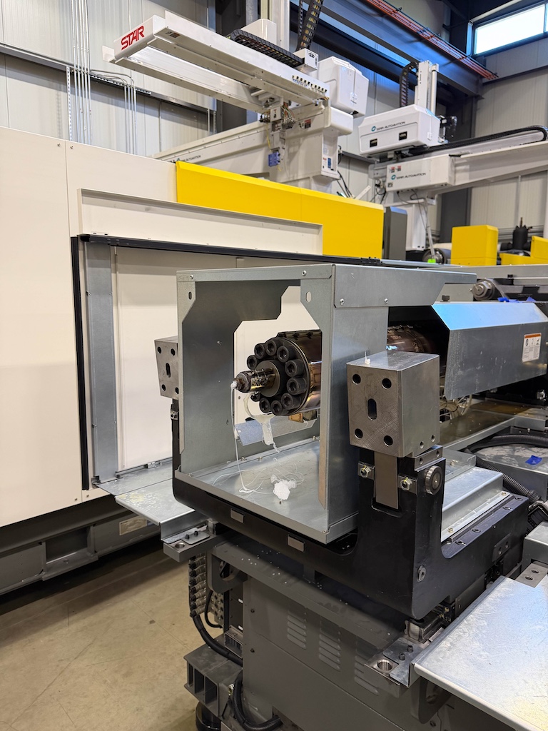 Used 2019 Fanuc (Milacron) 450 Ton All Electric Injection Molding Press Injection Molding Machines: Horizontal - View 16