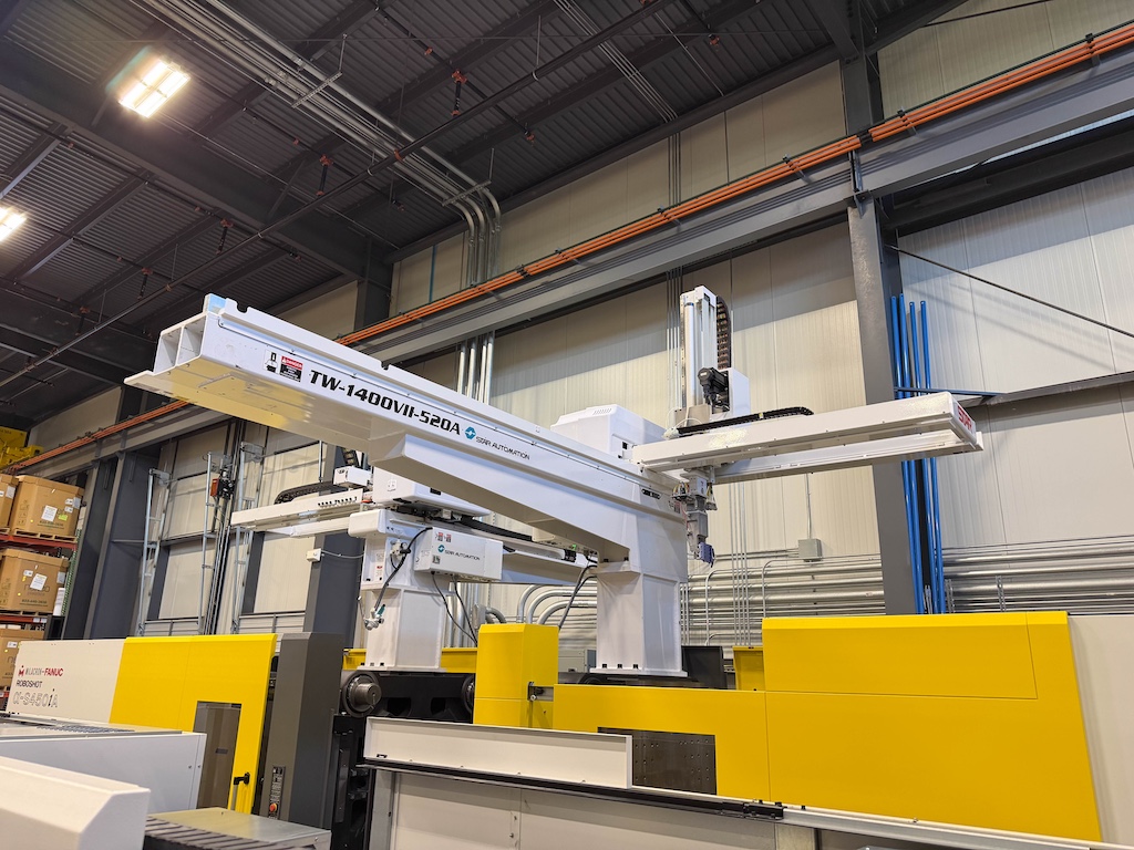 Used 2020 Star Automation TW-1400VII-520A robot - Main View