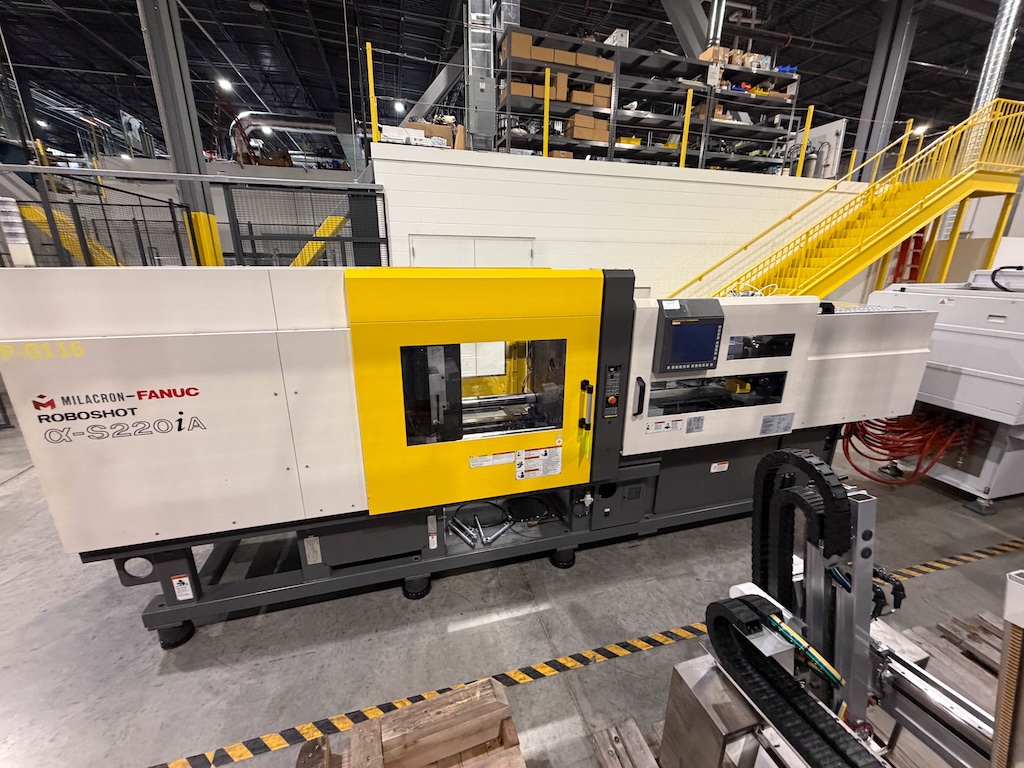 Used 2014 Fanuc (Milacron) 220 Ton All Electric Injection Molding Press Injection Molding Machines: Horizontal - View 17
