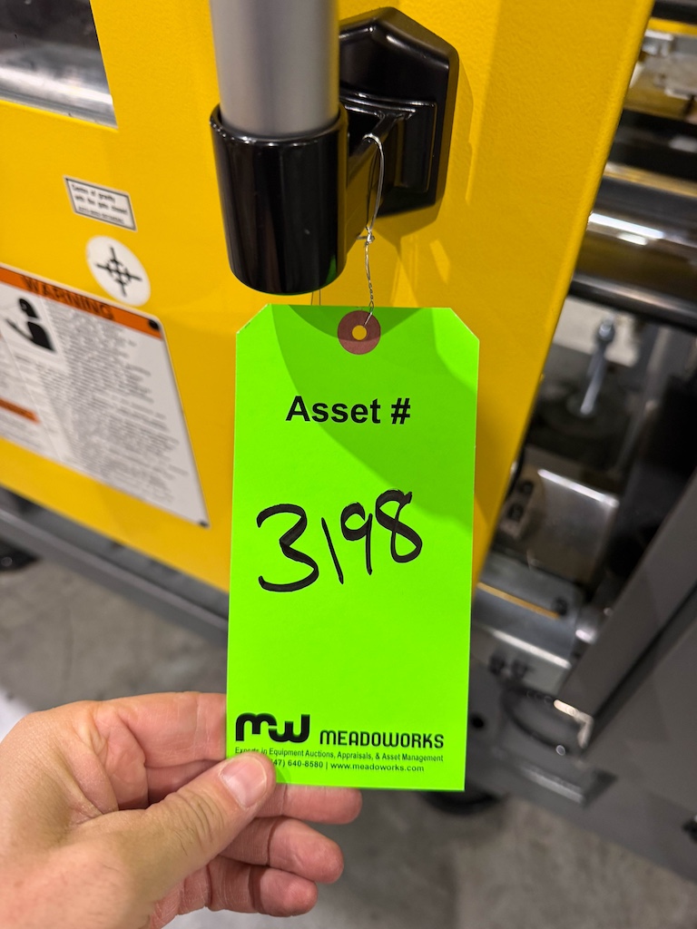 Used 2014 Fanuc (Milacron) 220 Ton All Electric Injection Molding Press Injection Molding Machines: Horizontal - View 6