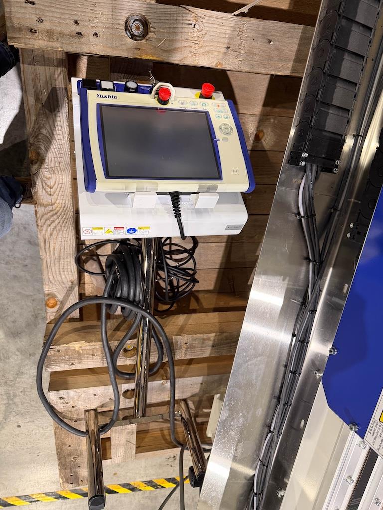 Used Yushin Servo Robot Miscellaneous - View 8