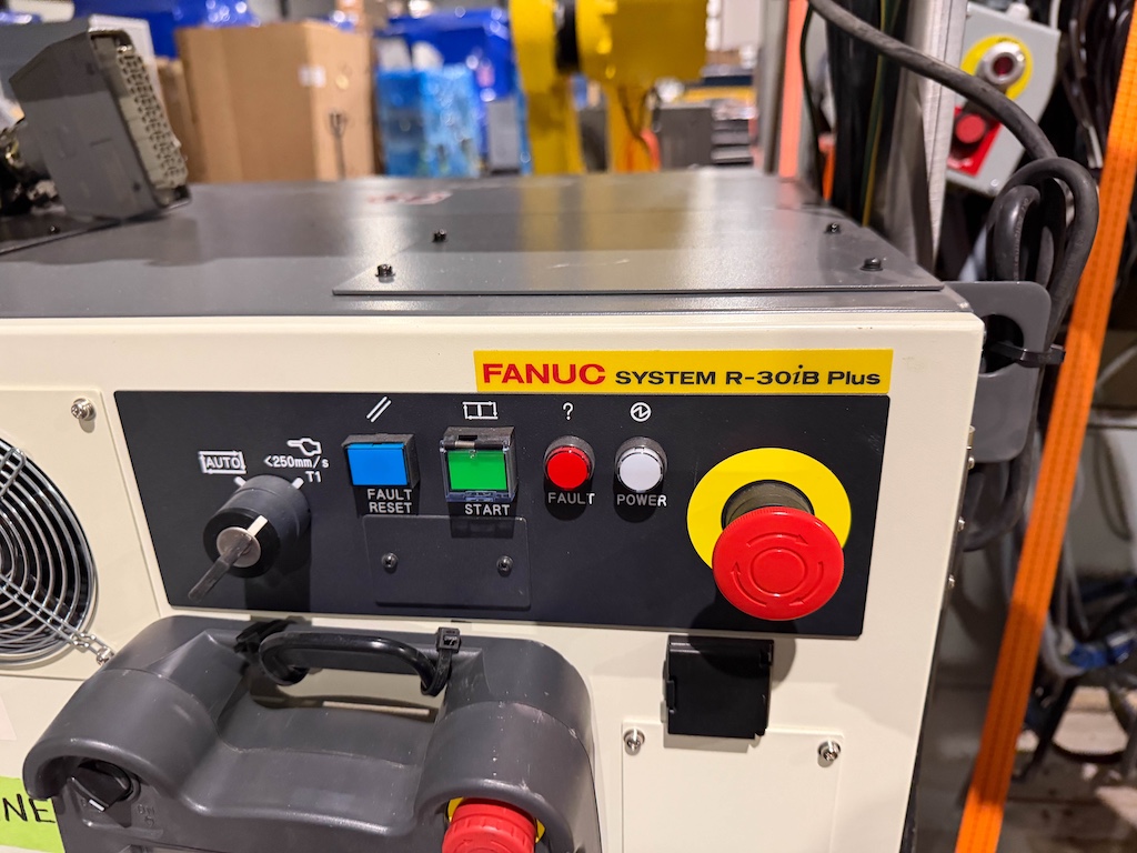 Used 2020 Fanuc 6-Axis Robot Conveyors - View 5