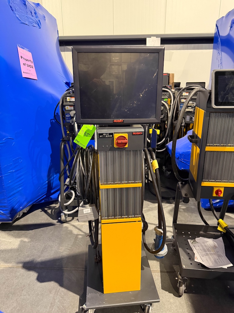 Husky Hot Runner Controller w/Cables 