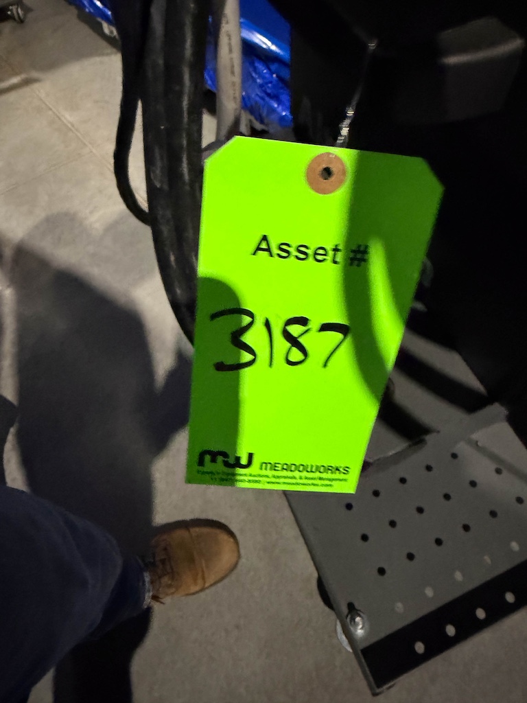 Used Husky  Hot Runner Controllers - View 4