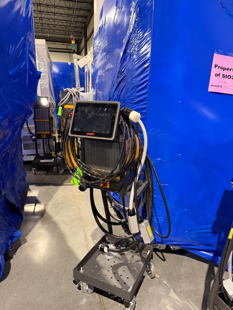 Used Husky  Hot Runner Controllers - View 5