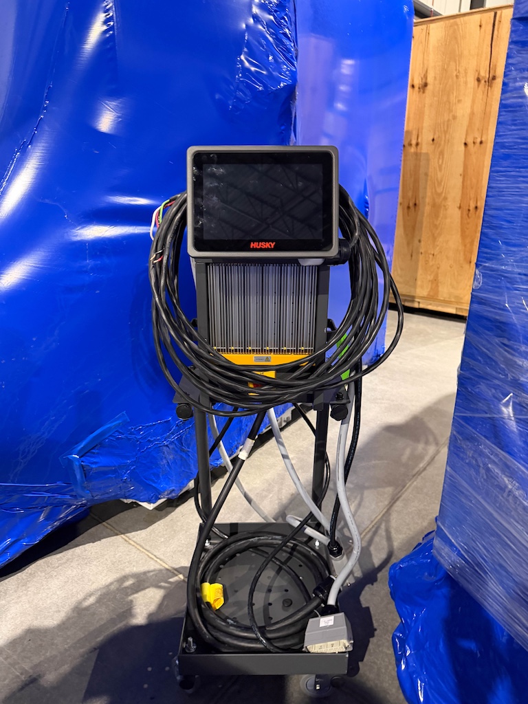 Used Husky  Hot Runner Controllers