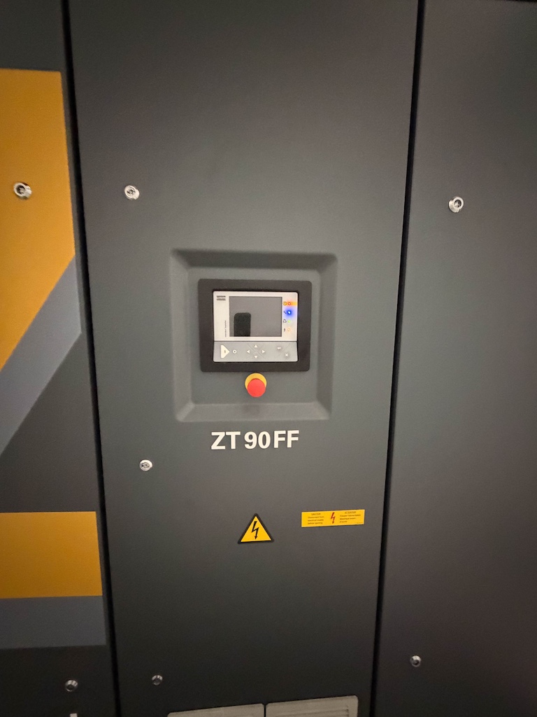 Used 2017 Atlas Copco Air Compressor Air Compressors - View 3