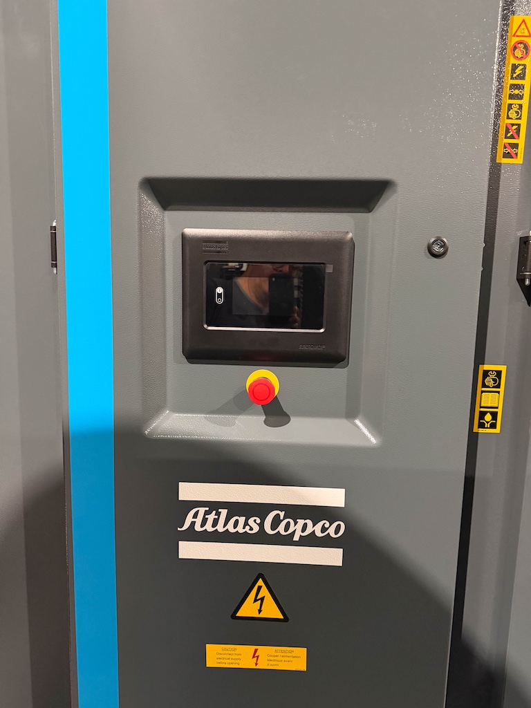 Used 2022 Atlas Copco Air Compressor Air Compressors - View 3