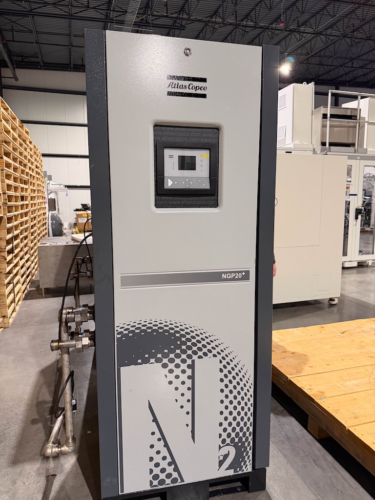Used 2020 Atlas Copco Nitrogen Generator w/(2) Tanks Nitrogen Generators - View 3