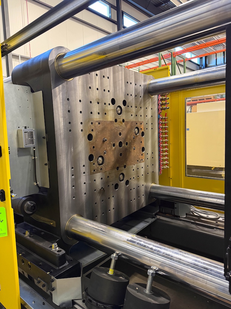 Used 2019 Fanuc (Milacron) 450 Ton All Electric Injection Molding Press Injection Molding Machines: Horizontal - View 11