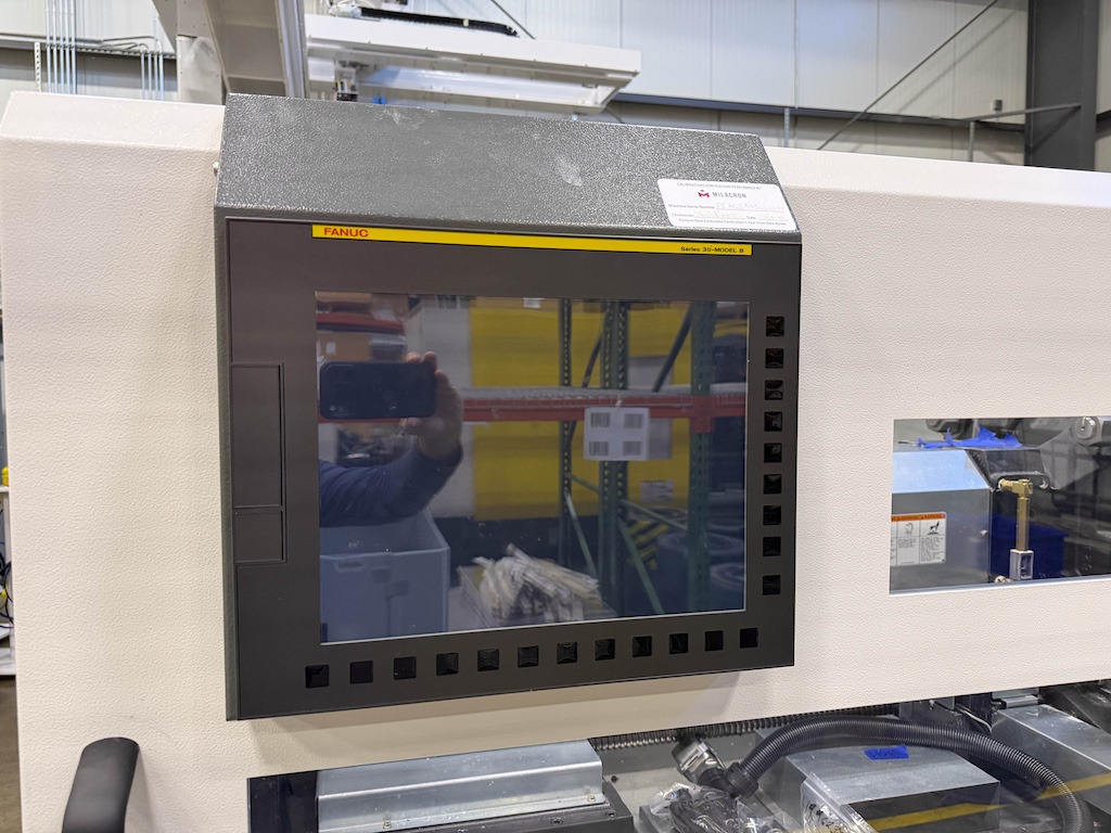 Used 2019 Fanuc (Milacron) 450 Ton All Electric Injection Molding Press Injection Molding Machines: Horizontal - View 22