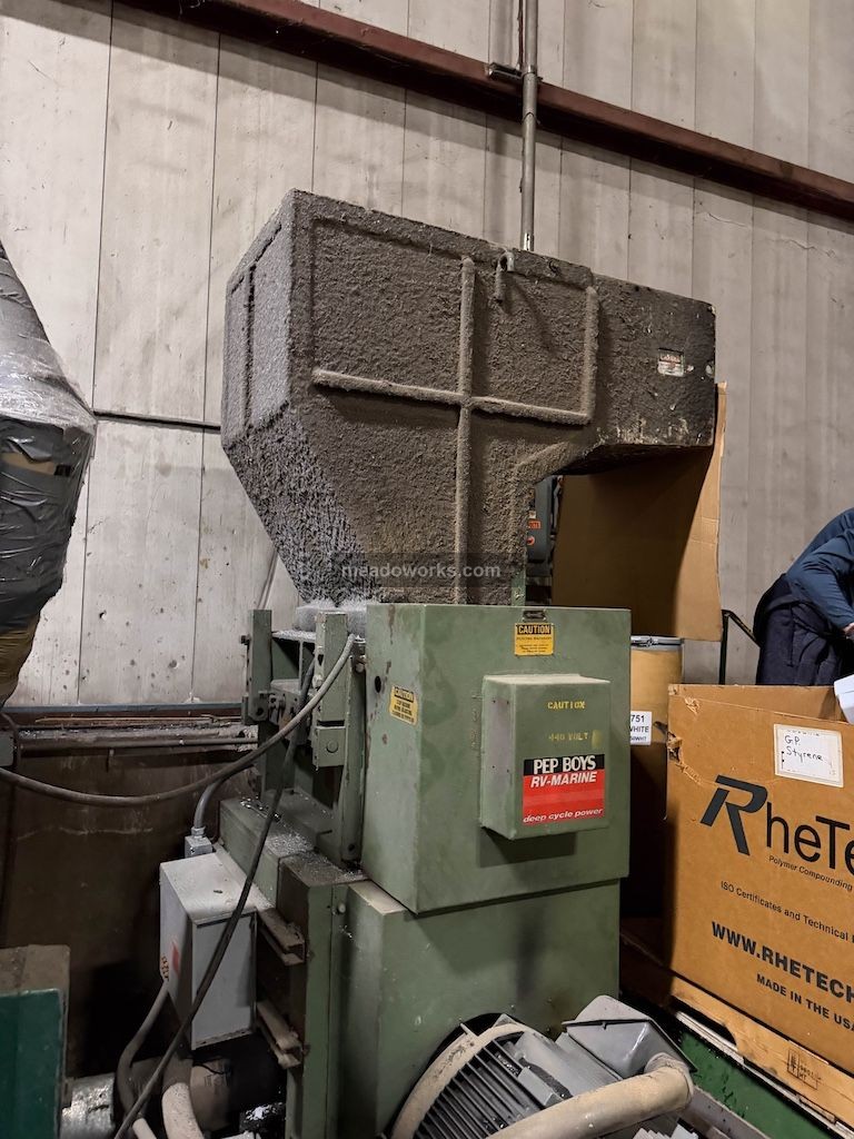 100 HP Granulator w/ Blower & Cyclone - Image 4