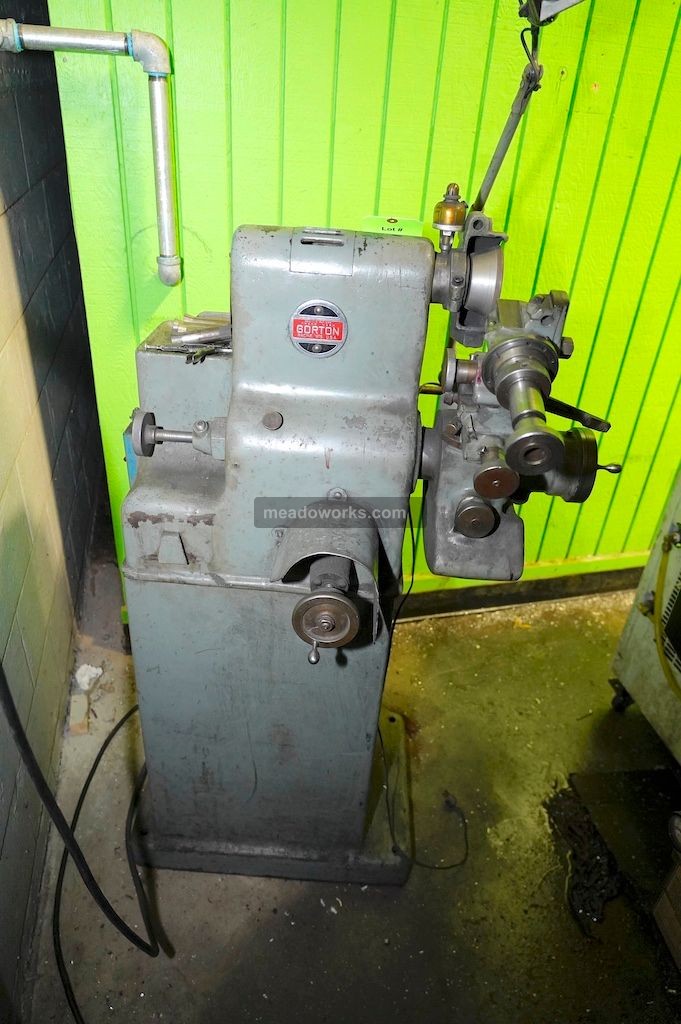 Gorton 375-2 Universal Tool & Cutter Grinder - Image 3