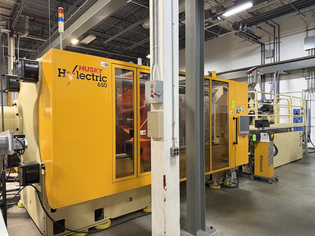 Used 2025 Husky H4 650 RS80/65 Injection Molding Machines: Horizontal