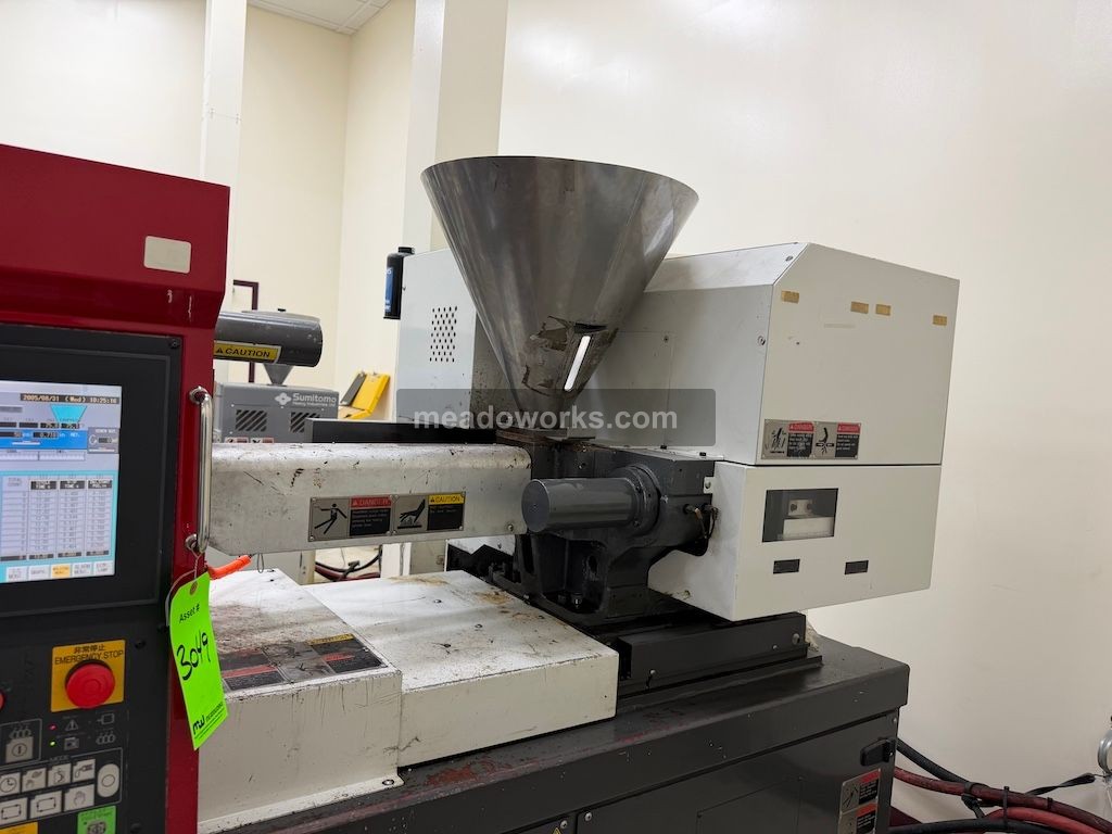Niigata 110 Ton All Electric Injection Molding Press, New in 2007 - Image 4