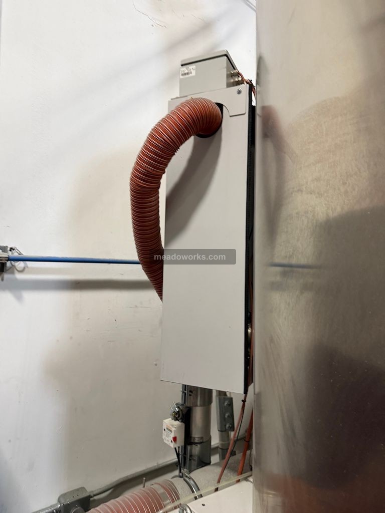 Wittmann Material Hopper w/Wittmann Material Loader - Image 5